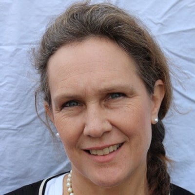 Portrait of Debby Irving