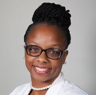 Portrait of Dr. Delana Wardlaw