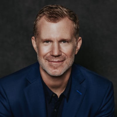 Portrait of Jeff Benton