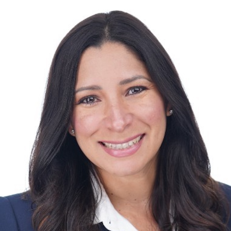 Portrait of Lisa Heritage McLin