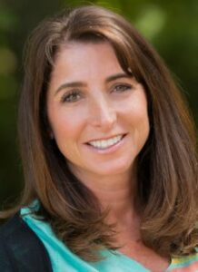 Portrait of Lisa Tanzer