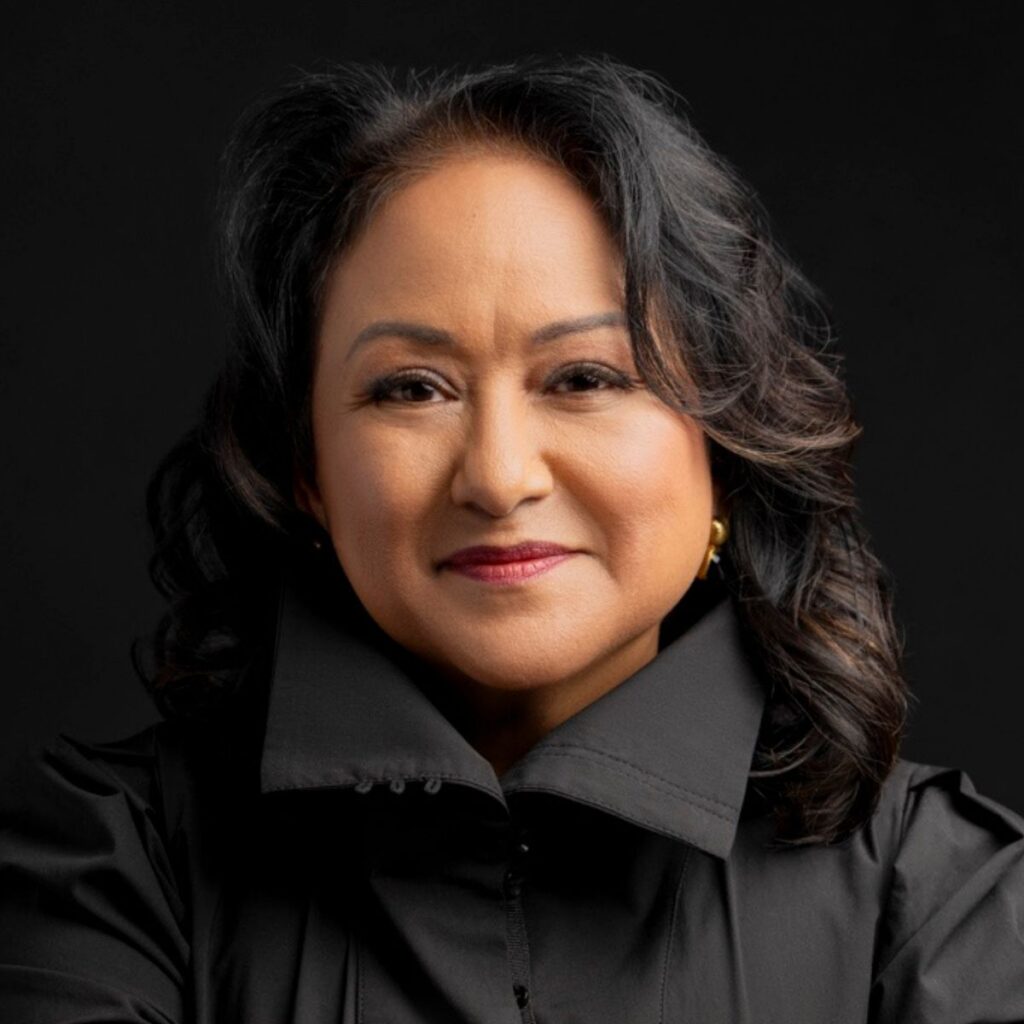 Myrna Estrada