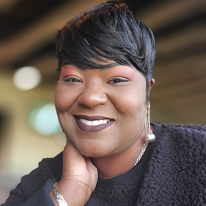 Portrait of Shanell Snyder