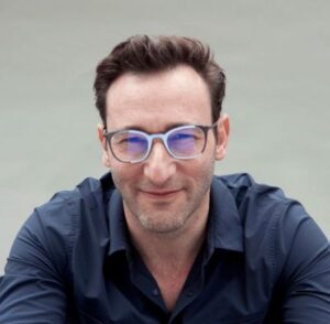 Portrait of Simon Sinek
