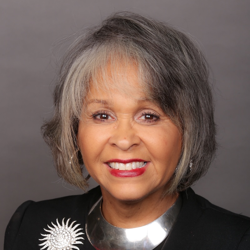 Portrait of Karen Farmer White